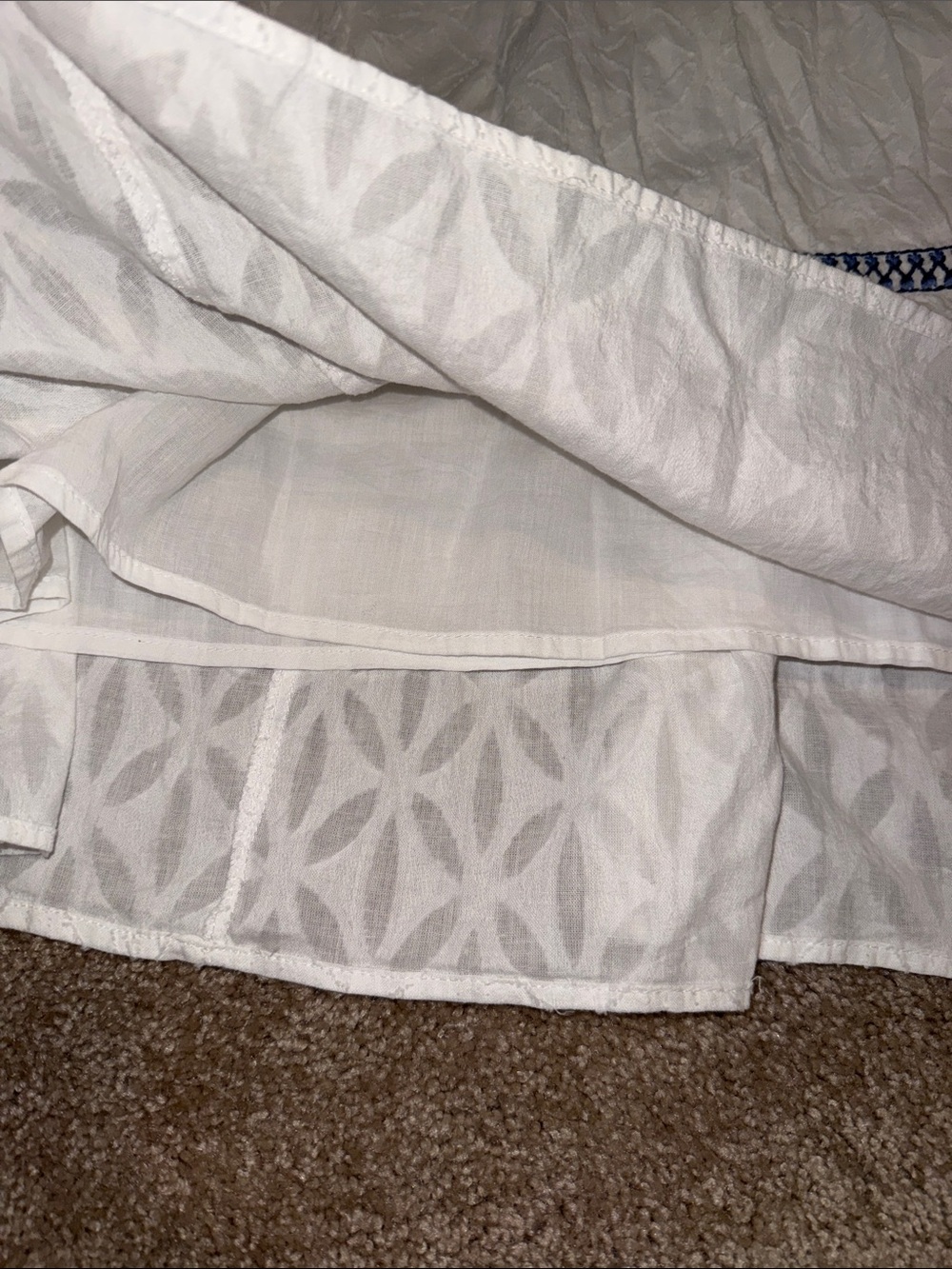 Tommy Bahama White Embroidered Tiered Tunic Dress with Navy Trim - medium. X - Picture 7 of 7